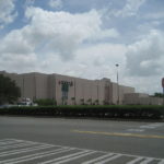 Photo of the Esplanade Mall in Kenner, LA via Wikipedia.org
